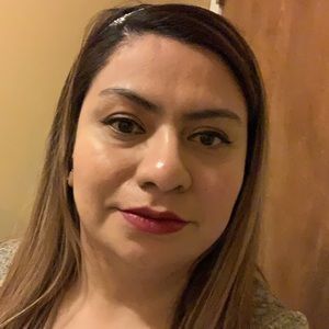 Meet your Posher, Nora